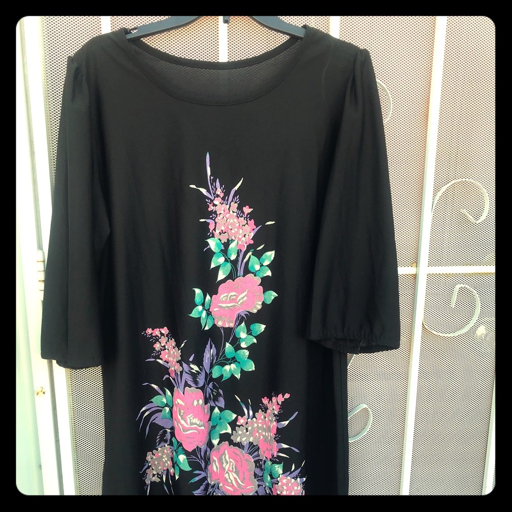 VINTAGE shift dress.
